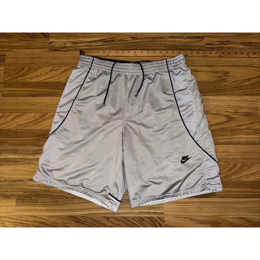 Vintage Y2K Nike Basketball Reversible Shorts Mens L/XL White Navy Blue